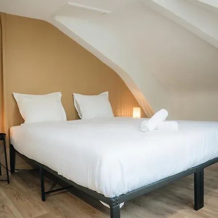 La Maison Sur La Loire A Deux Pas Du Coeur De Tours