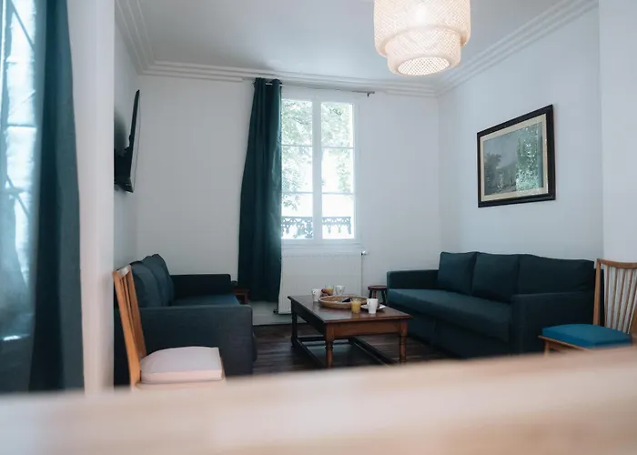 La Maison Sur La Loire A Deux Pas Du Coeur De Tatil Evi Tours